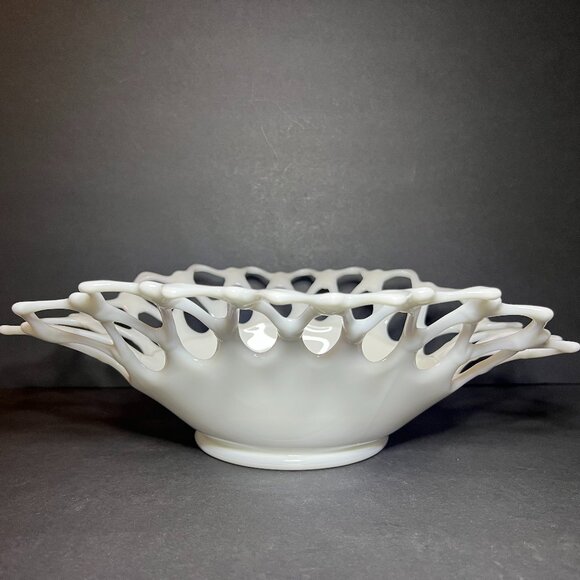 VTG MCM 1950s Westmoreland White Milk Glass Doric Pierced Lace Lattice Oval Bowl - Picture 2 of 7